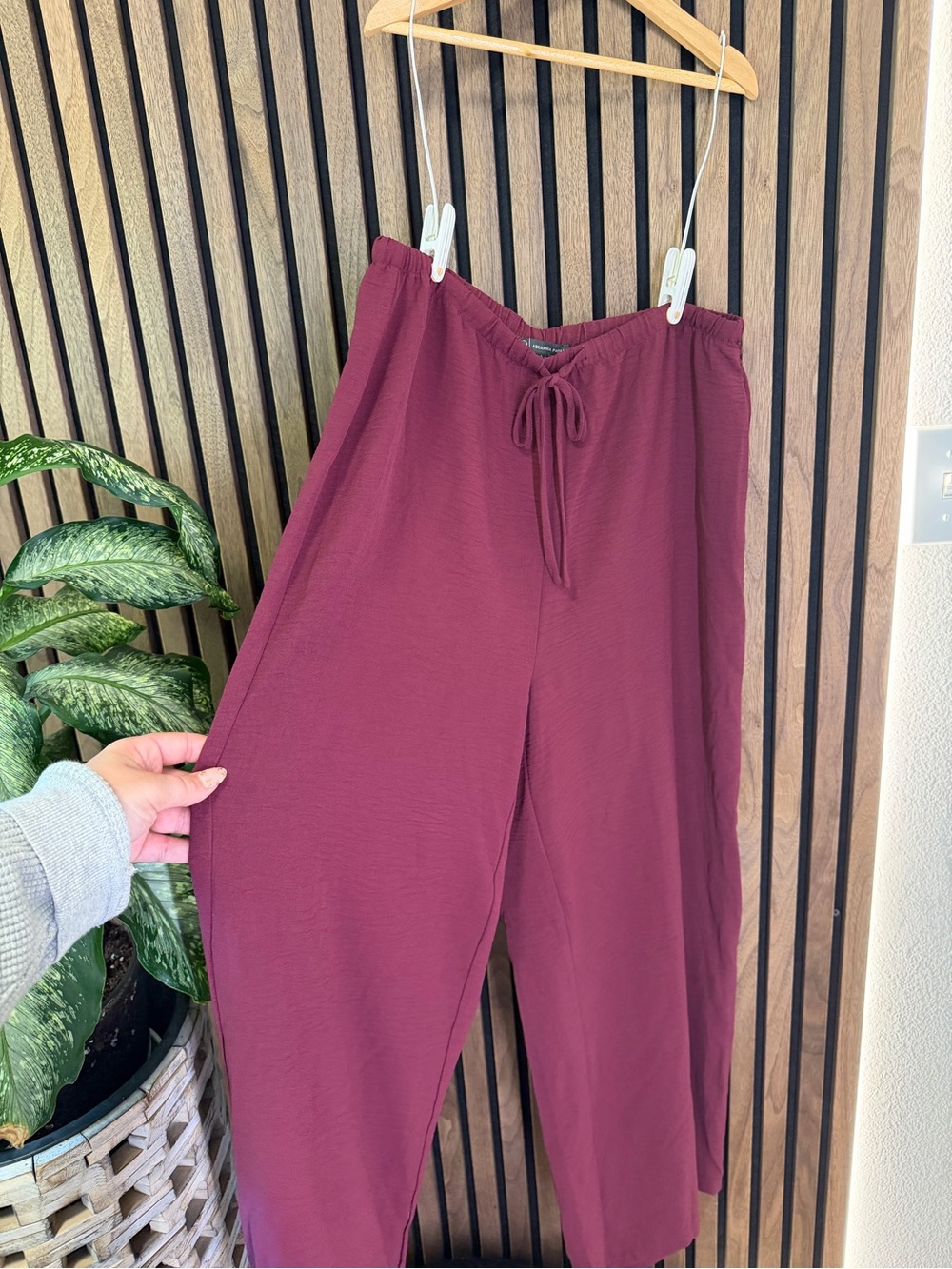Adrianna Papell Pull on Wide-Leg Pants - Deep Wine
